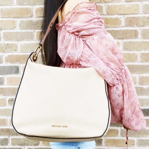 Michael Kors Handbags - Michael Kors Jet Set Hobo Shoulder Bag oyster